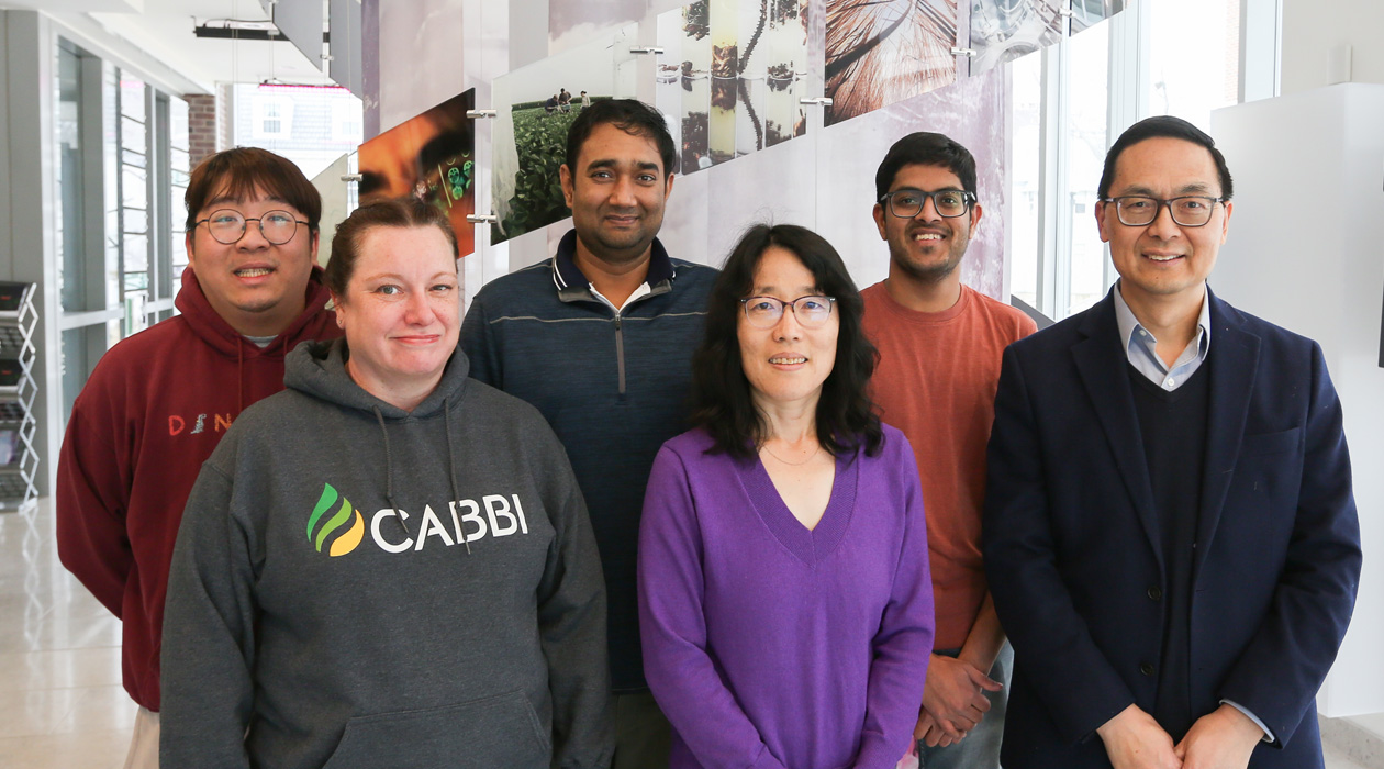 The research team included, back row, from left, Shih-I (Harry) Tan, Nilmani Singh, Aashutosh Boob, and front row, from left, Teresa Martin, Li-Qing Chen, and Huimin Zhao. /&amp;nbsp;&lt;em&gt;&lt;span style=&quot;text-decoration: underline;&quot;&gt;Julia Pollack&lt;/span&gt;&lt;/em&gt;