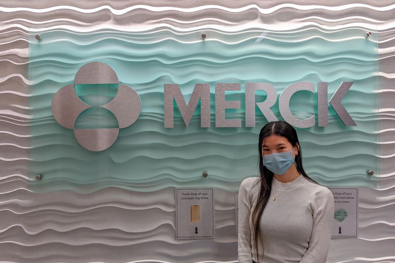 Bioengineeering student <strong>Julia Stillman</strong> (BIOE '22) at her co-op with Merck in Cambridge, MA.&nbsp;