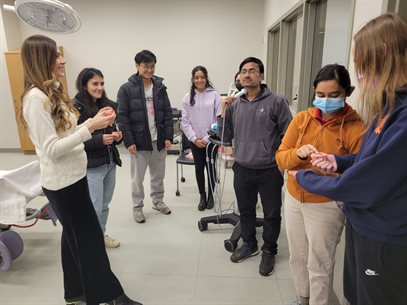 &lt;span style=&quot;font-size: 11.0pt; font-family: Calibri, sans-serif;&quot;&gt;Dr. Coiado and MEng students during the BIOE 571 session, where students work together to understand health care problems while developing their communication and leadership skills.&lt;/span&gt;