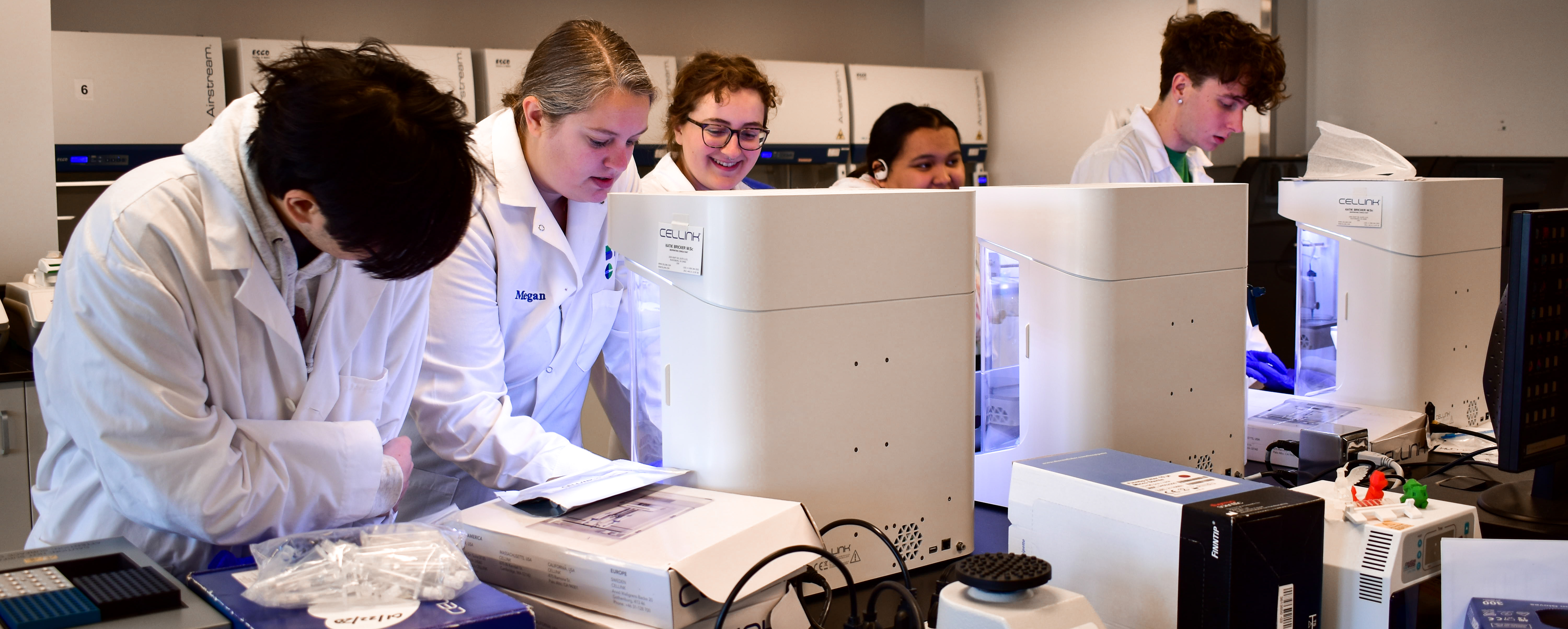 Left to right: Aaron Kuhstoss, Professor Megan&amp;amp;amp;nbsp;Griebel,&amp;amp;amp;nbsp;Erica Cammy, Grace Barrera, and Aidan Rogers in Prof Griebel's&amp;amp;amp;nbsp;BIOE 306 class.