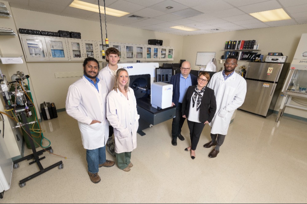 From left: Researchers Michael Nelappana, Nicolas Dovalovsky, Catherine Applegate, Wawrzyniec Dobrucki, Iwona Dobrucka, and Goodluck Okoro.