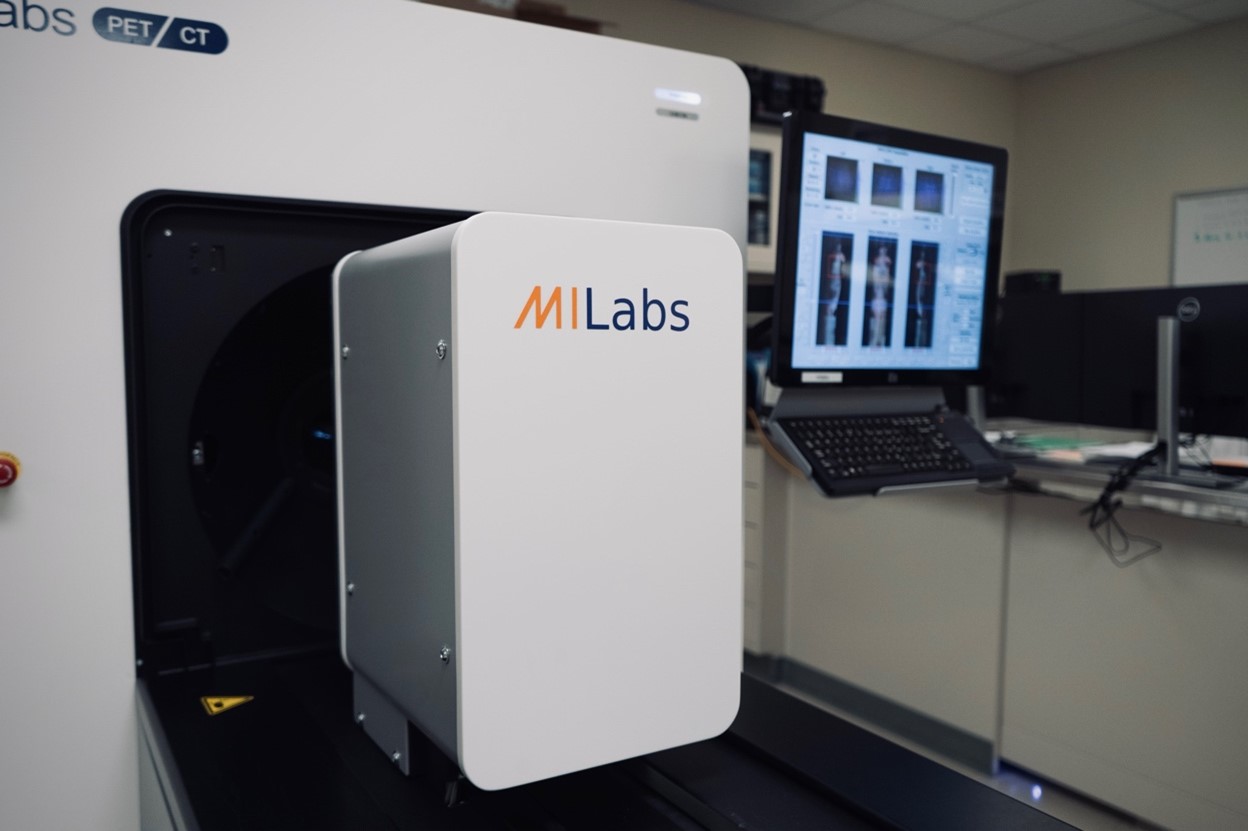 This PET machine located in Beckman's Molecular Imaging Laboratory will be operated by Dobrucki and used extensively during the team's research.