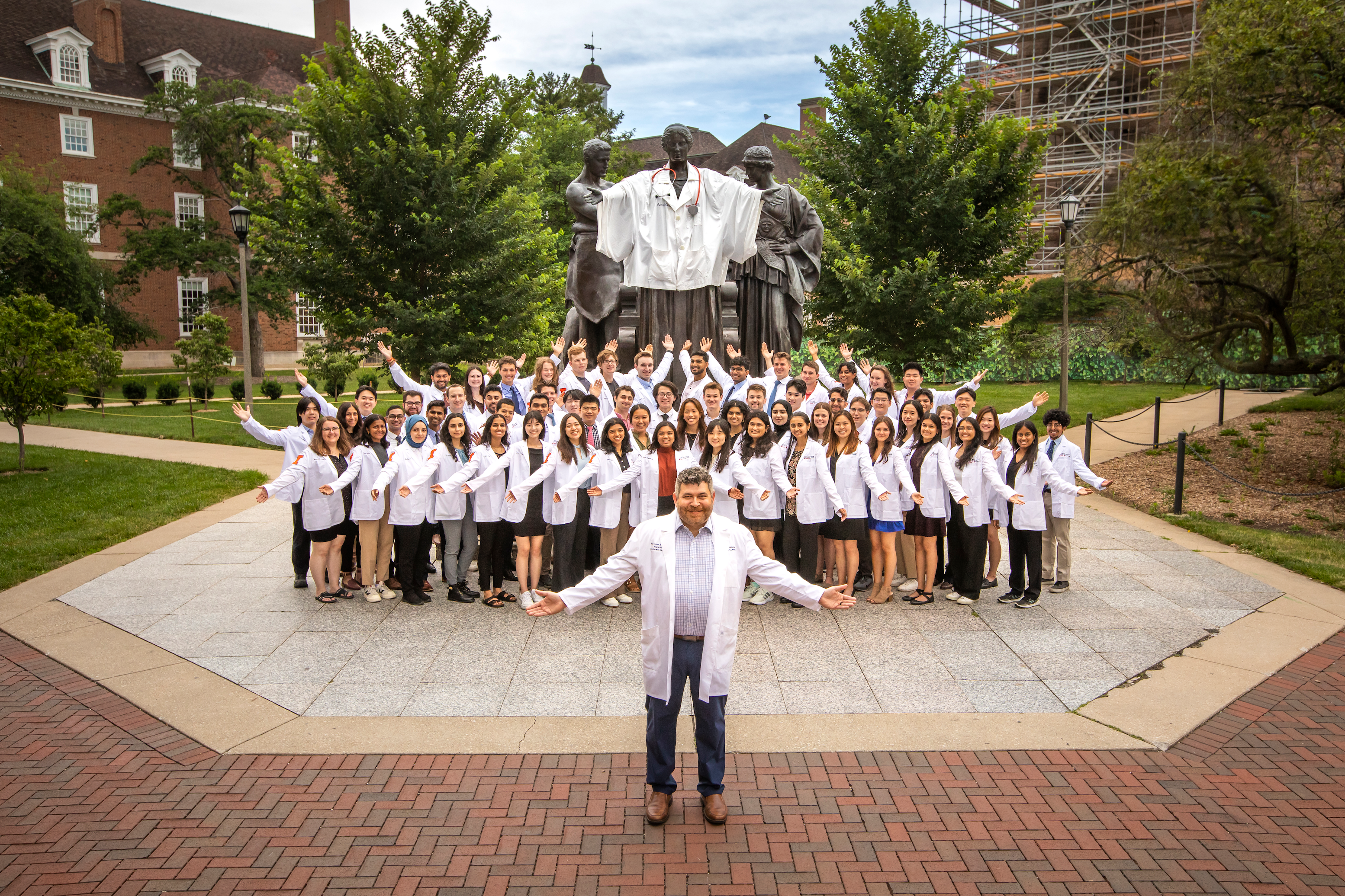 The Carle Illinois College of Medicine Class of 2028, with Dean Mark Cohen.